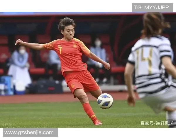 女足球星柯洁成功晋级半决赛，向冠军发起冲击